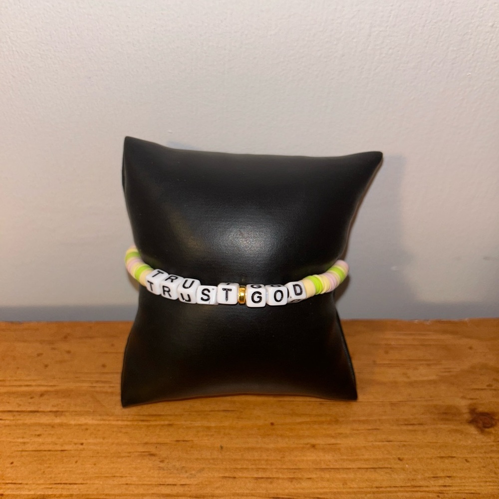 Trust God Heishi Bracelet